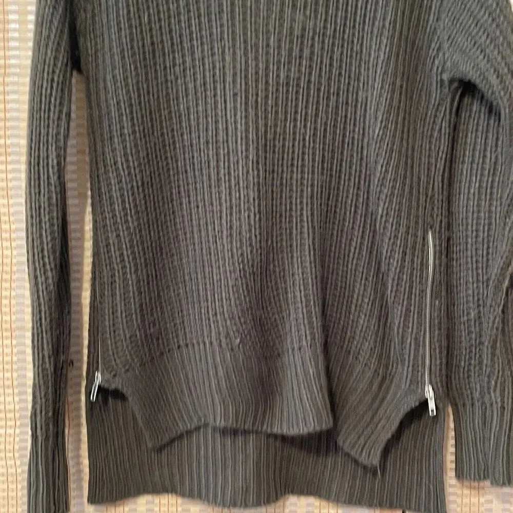 Love Change Italy Womens 14 Cable Knit Gray Sweater  Zipper Slit Ribbed‎ Hi Low